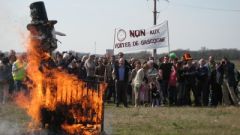 Carnaval surprise à La Ménude - Sentence exécutée