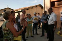 Face à face le collectif et M. le Maire de Plaisance - Photo Délio MENEN